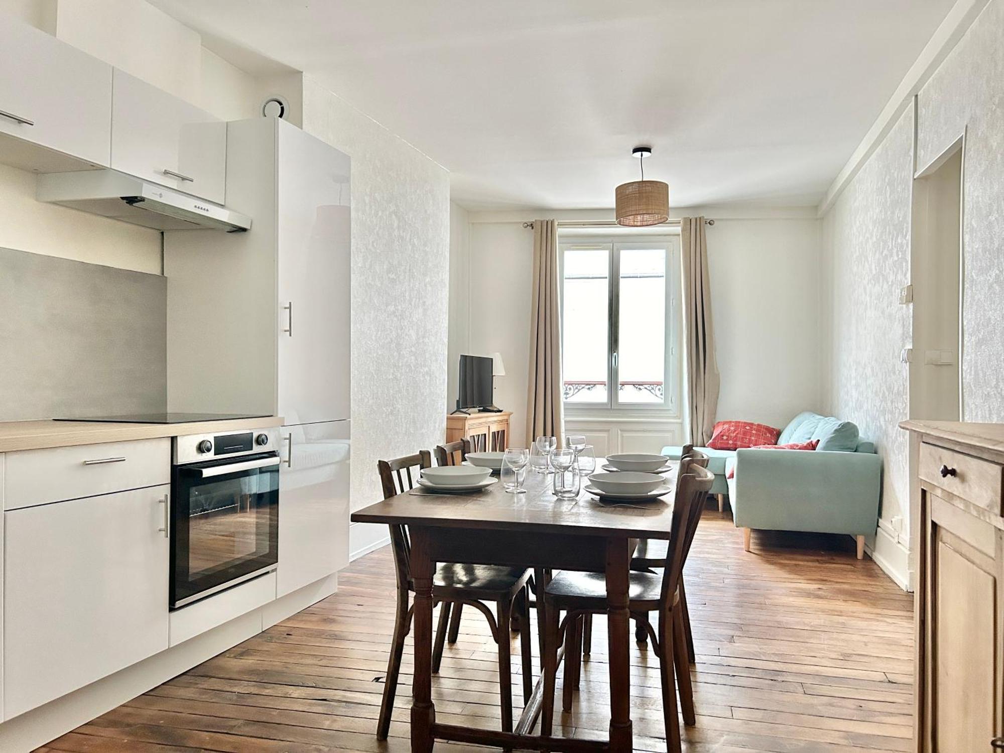 Appartement Pinede - 2 Chambres - Centre Ville Orléans Eksteriør bilde