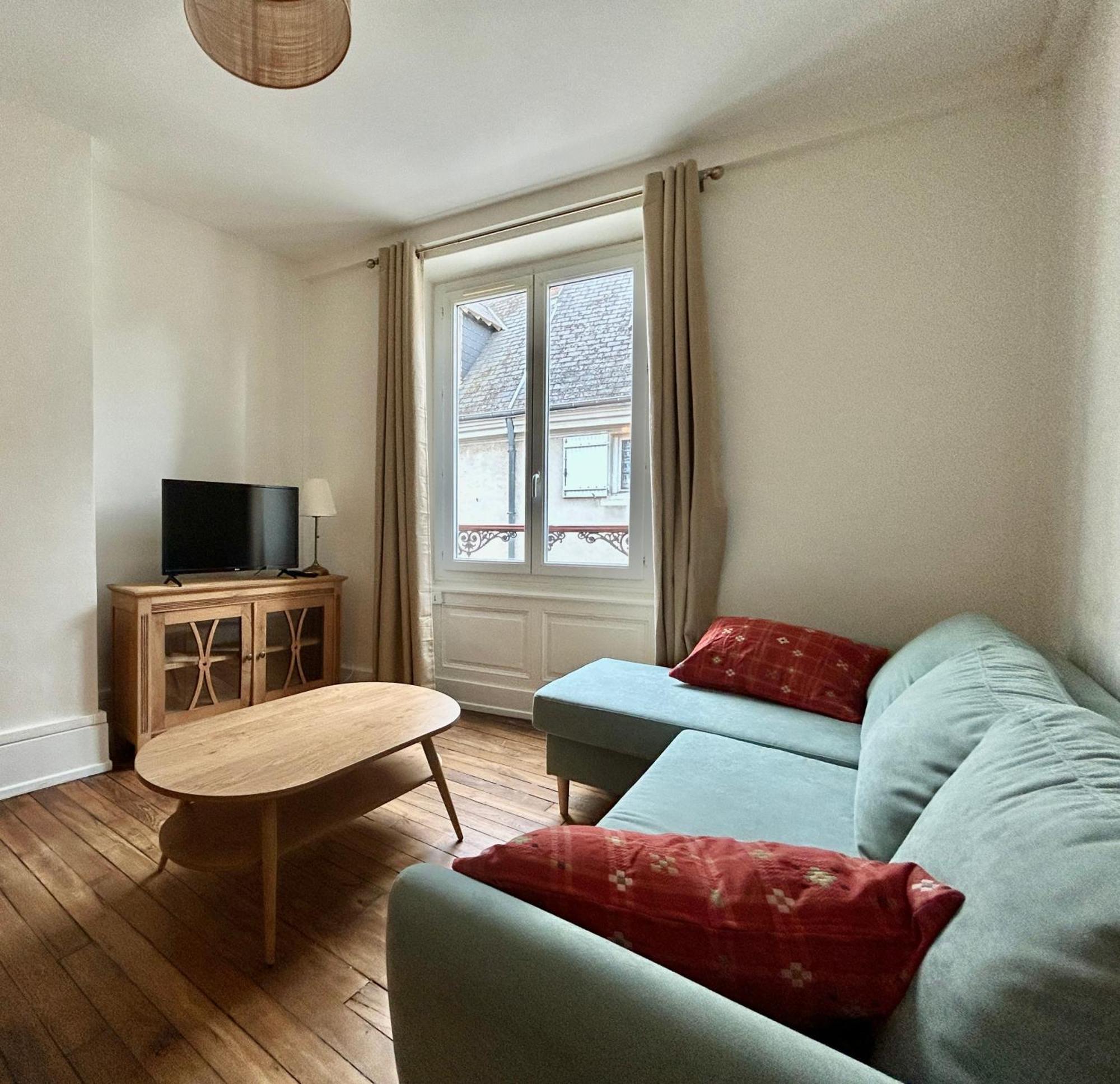 Appartement Pinede - 2 Chambres - Centre Ville Orléans Eksteriør bilde